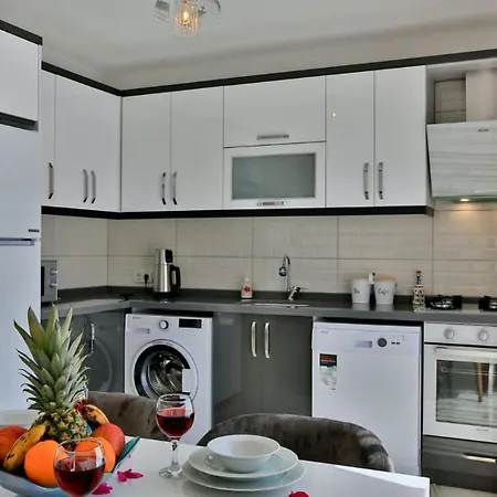 2 Bedroom 2480 ヴィラ カルカン